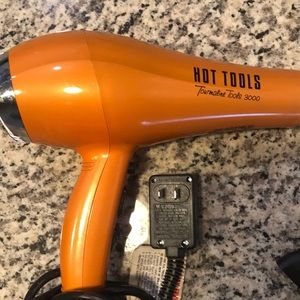 Hot Tools Tourmaline blow dryer  & accessories